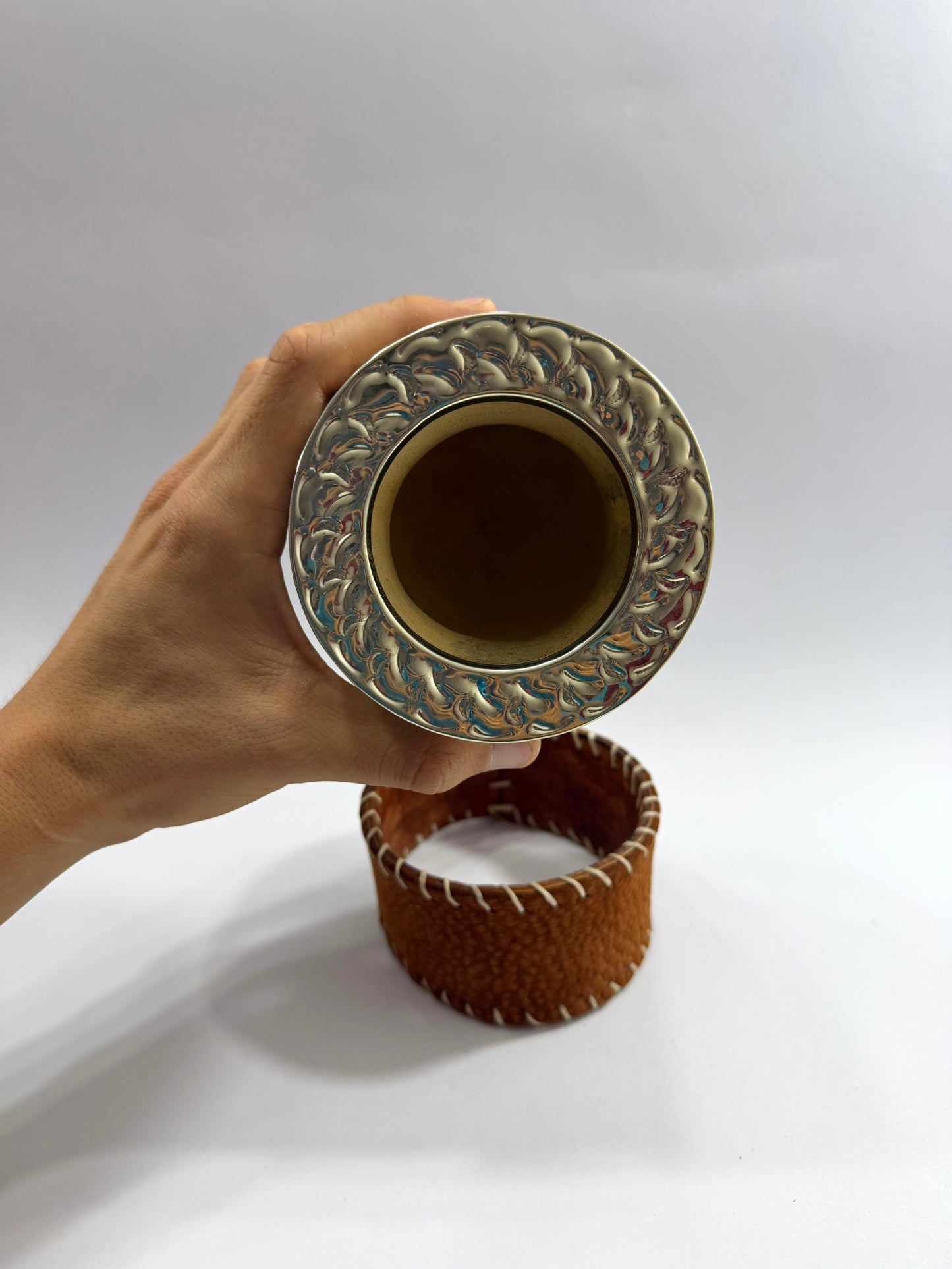 Mate Criollo Premium trabajado en Cuero Carpincho