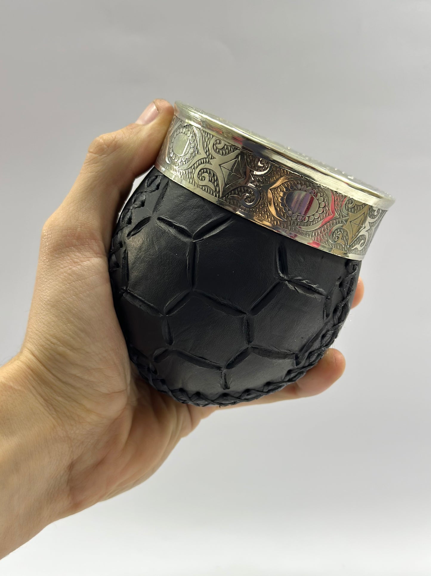 Mate Criollo Premium De Calabaza Cuero Labrado Diseño Balón Fútbol