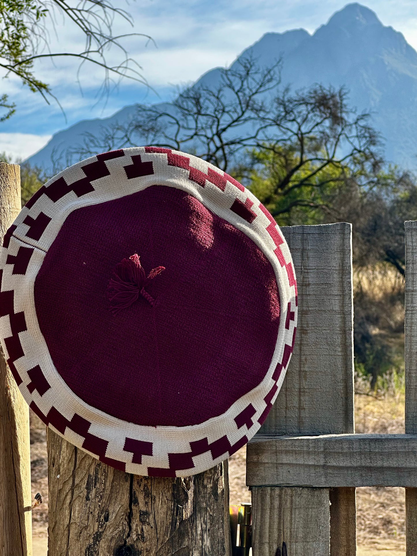 Boina Gaucha centro Burdeo , Guarda Pampa Burdeo / Vuelo 32 Cm