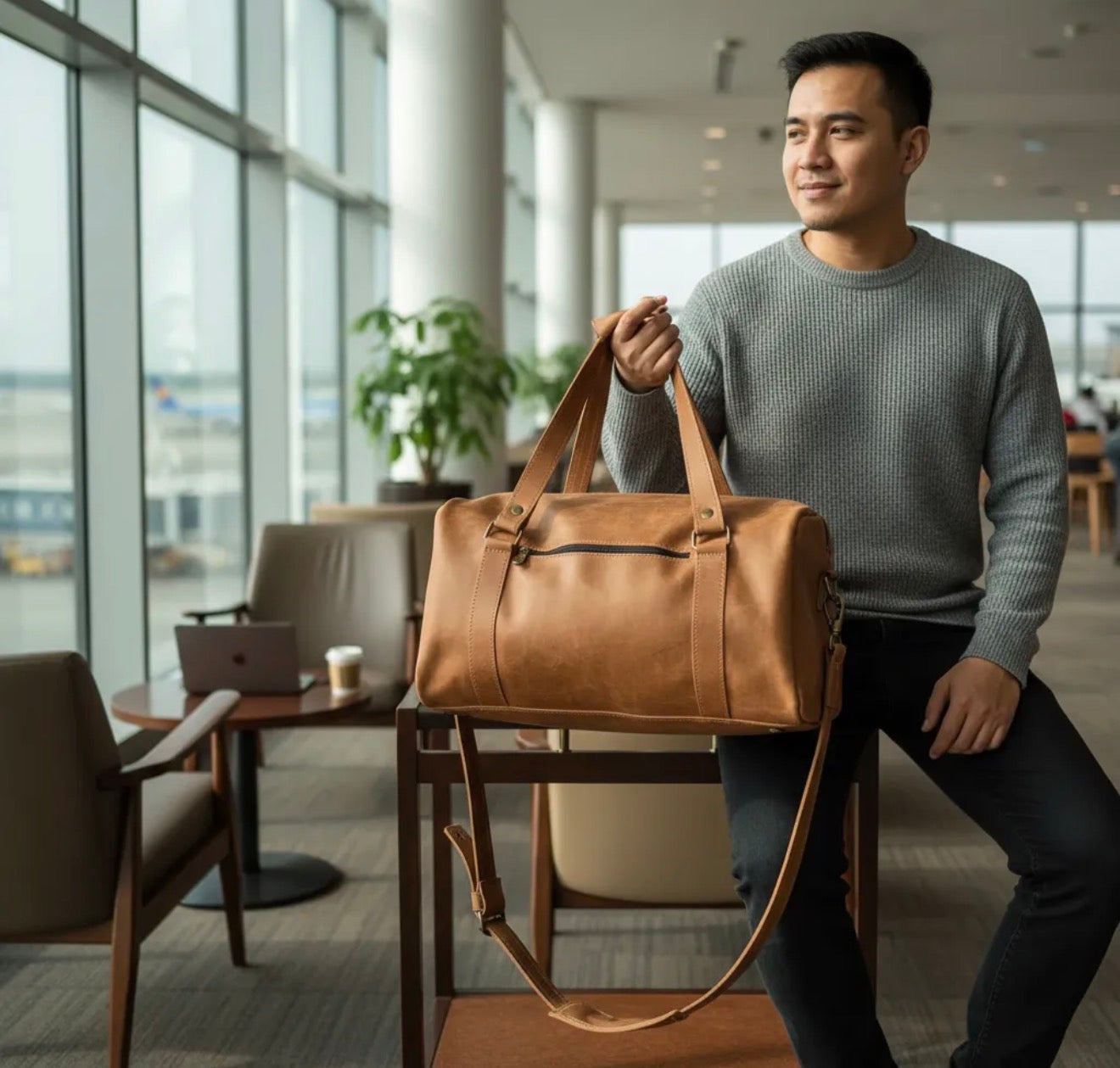 Bolso Viajero de Cuero “KAYANO”