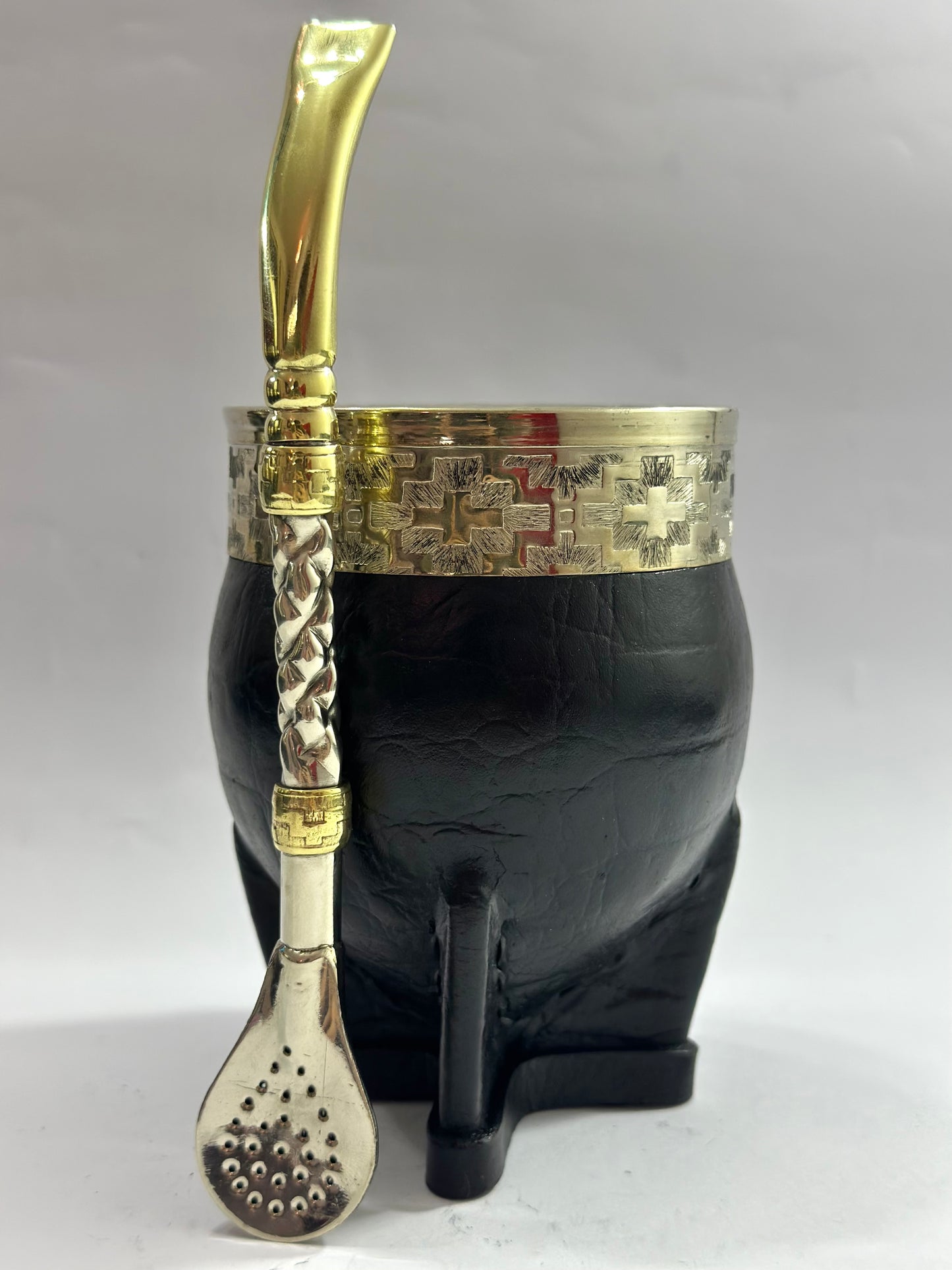 Mate Imperial Negro Cuero Croco de Calabaza #1 + Bombillón de Alpaca Trenzada Pico de Loro