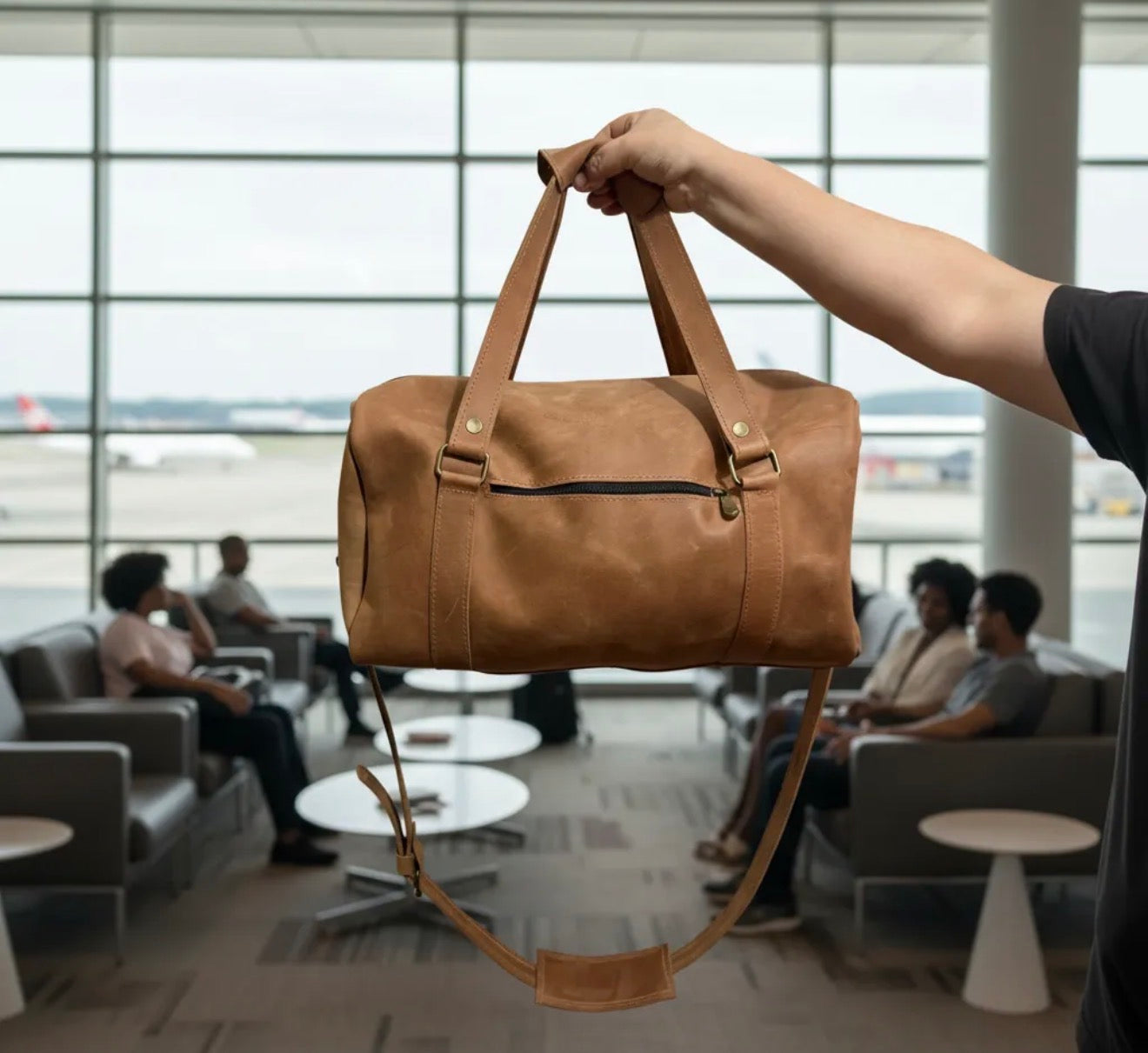 Bolso Viajero de Cuero “KAYANO”