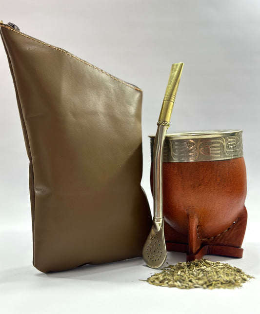 Mate Imperial Calabaza Cuero Liso Café + Yerbero de Cuero Café + Bombillon de Alpaca Curvo