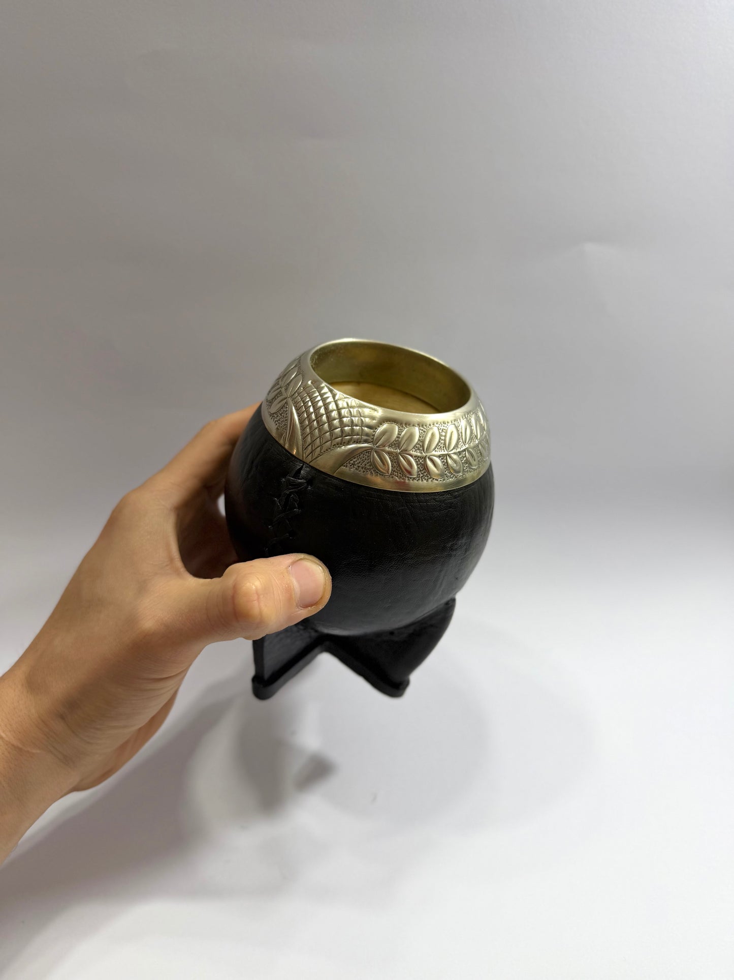 Mate Torpedo Premium Negro De Calabaza Virolon Uruguayo Artesanal Al Lacre 𝗟𝗔𝗨𝗥𝗘𝗟