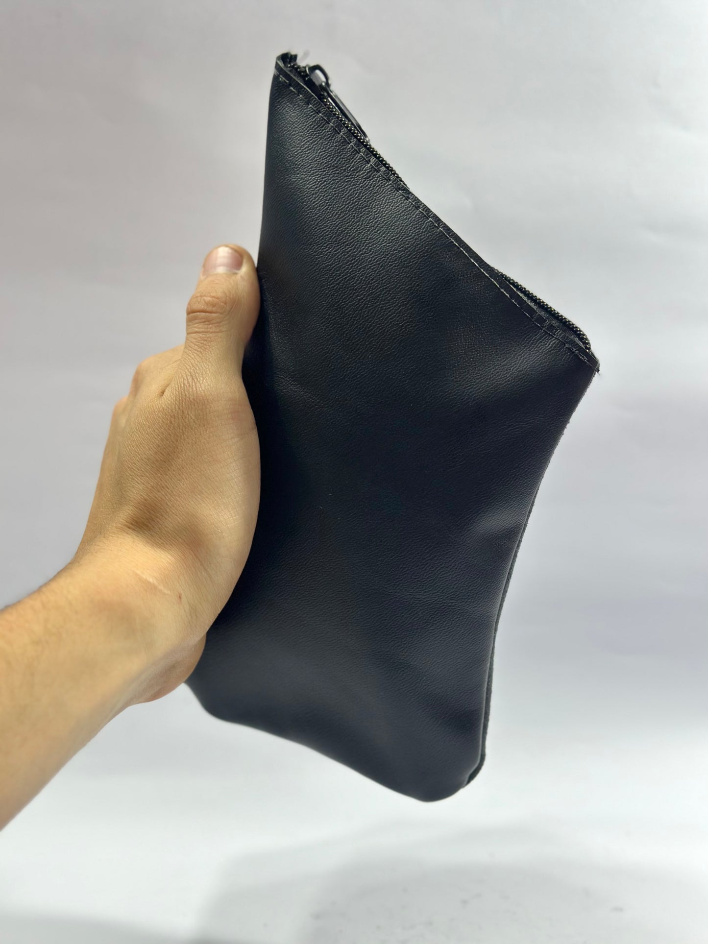 Kit Matero Black