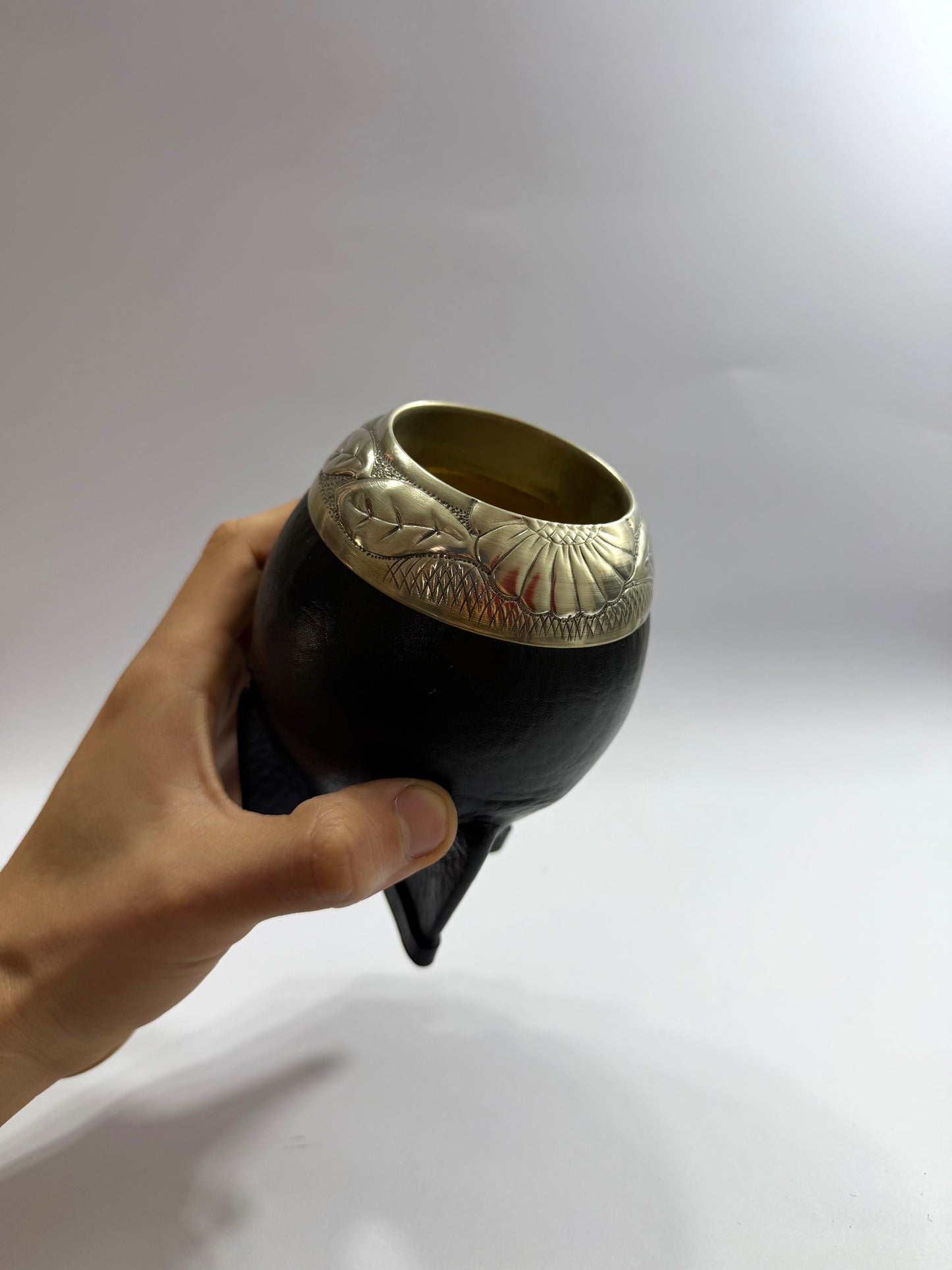 Mate Torpedo Premium Negro De Calabaza Virolon Uruguayo Artesanal Al Lacre 𝗛𝗢𝗝𝗔𝗦 𝗬 𝗙𝗟𝗢𝗥.