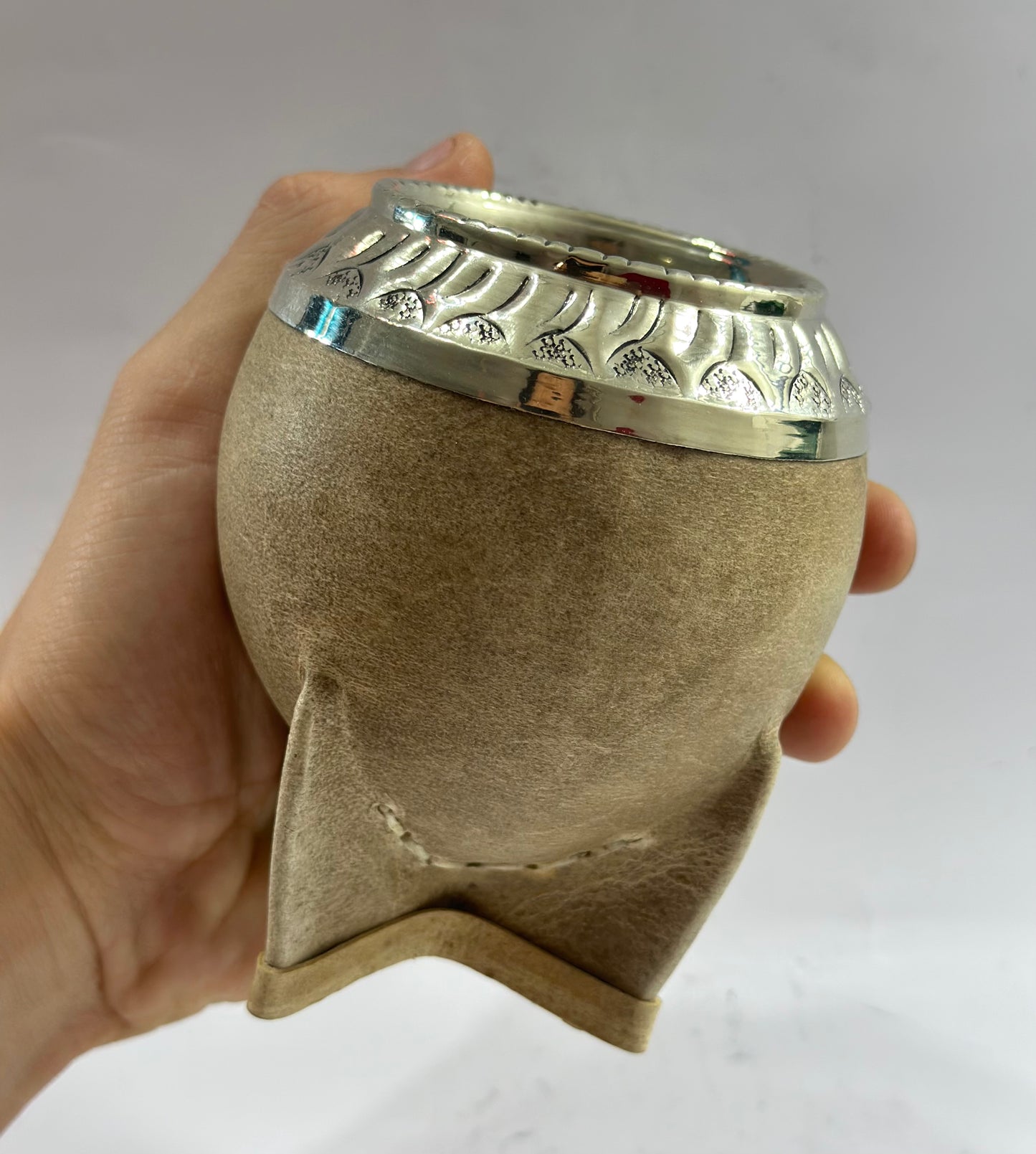 Torpedo De Calabaza Trabajado En Cuero Crudo