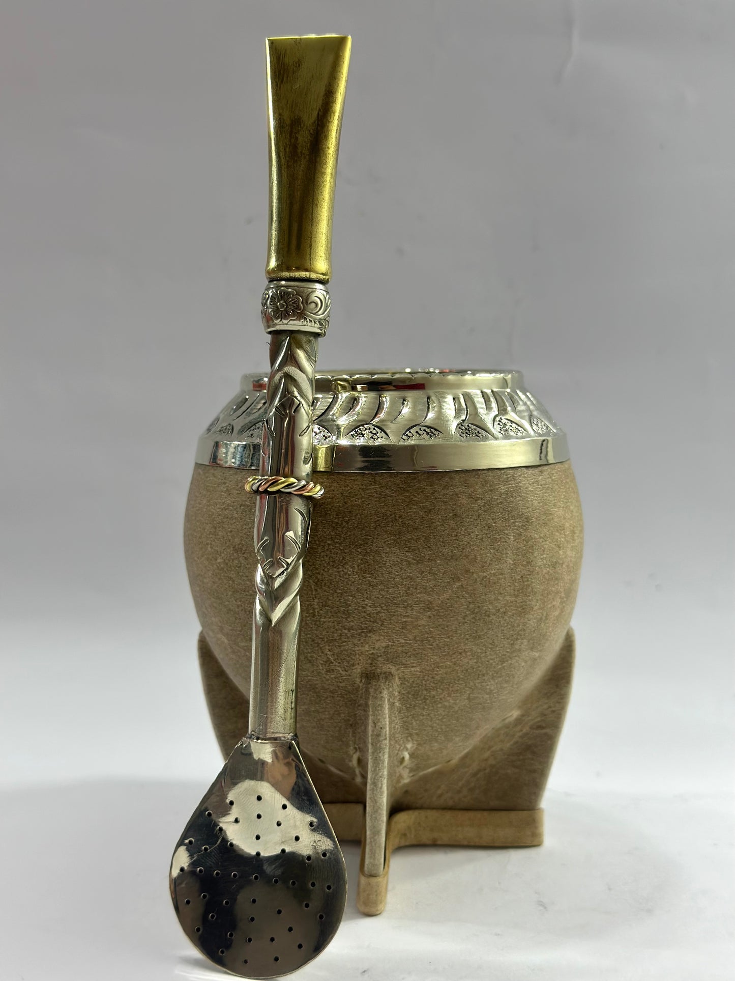 Torpedo De Calabaza Trabajado En Cuero Crudo